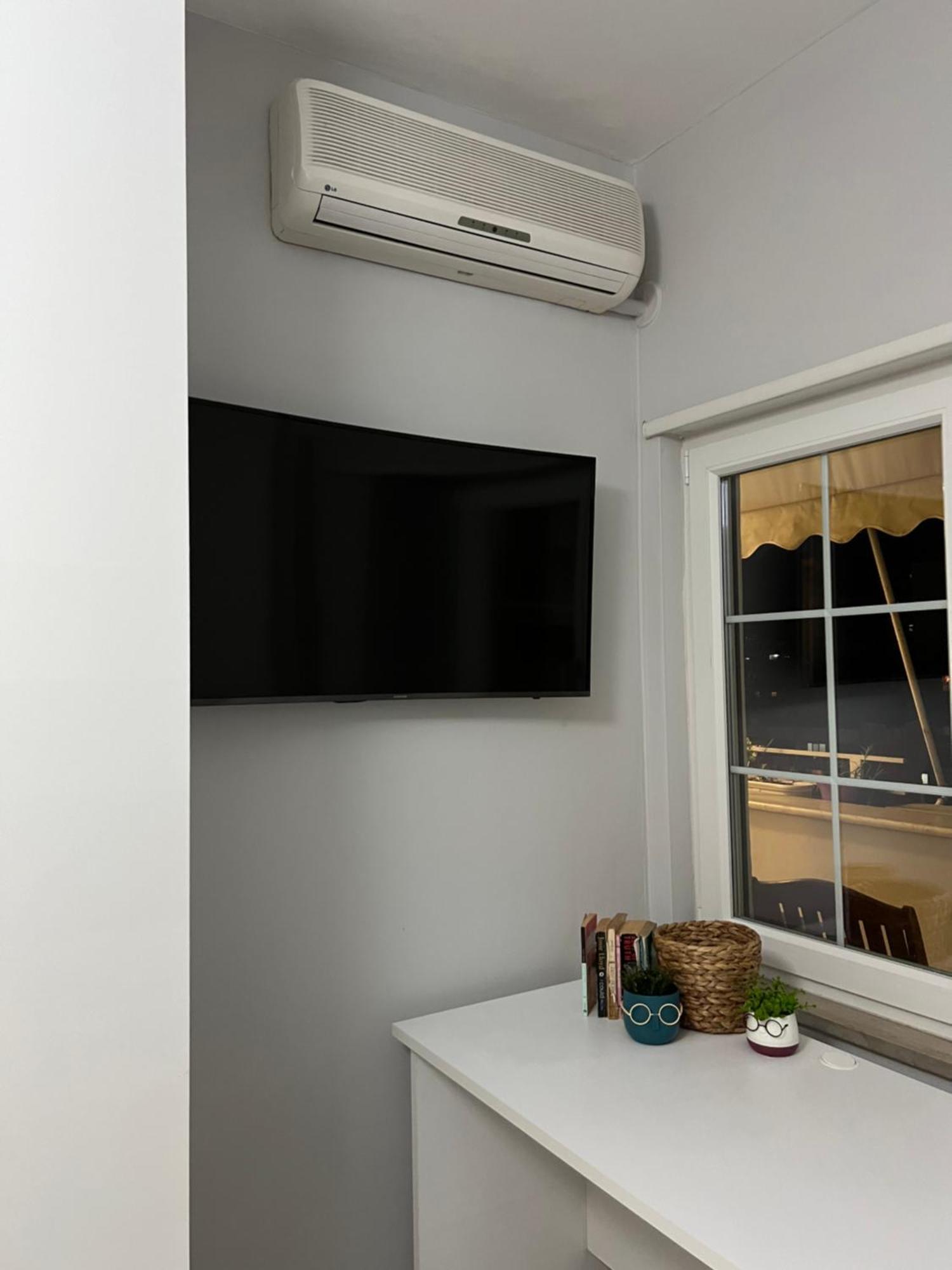Tirana Gallery Apartment - City Center View エクステリア 写真